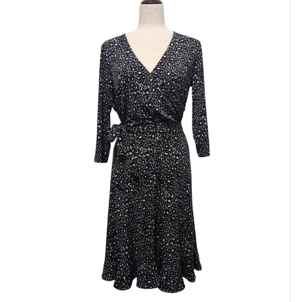 Leota‎ Grey Leopard Print Faux Wrap Dress Ruffle Hem Long Sleeve Medium